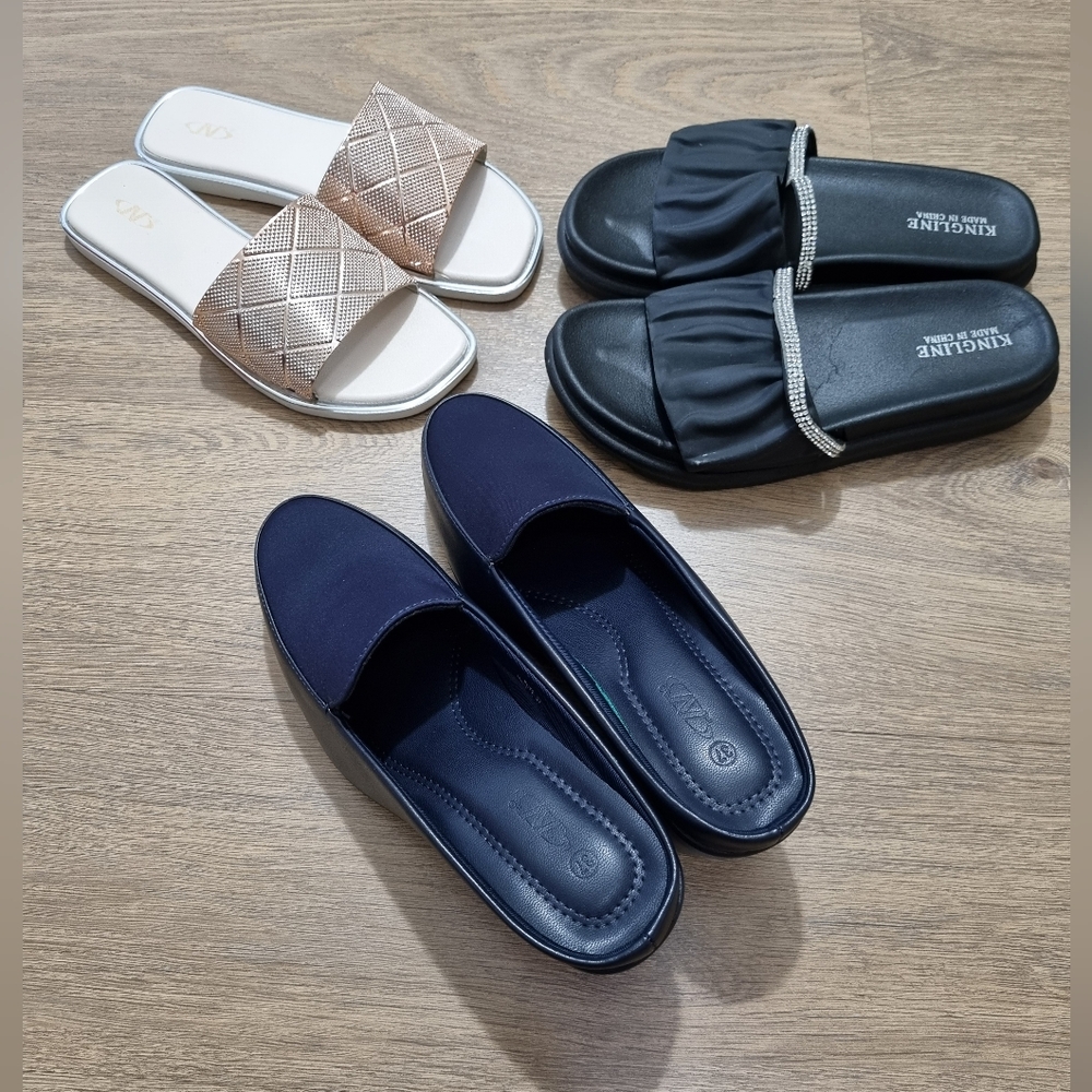 [BUNDLE!] Three Sandals, One Price  Women's Casual Blue, Black and Pink Size 7